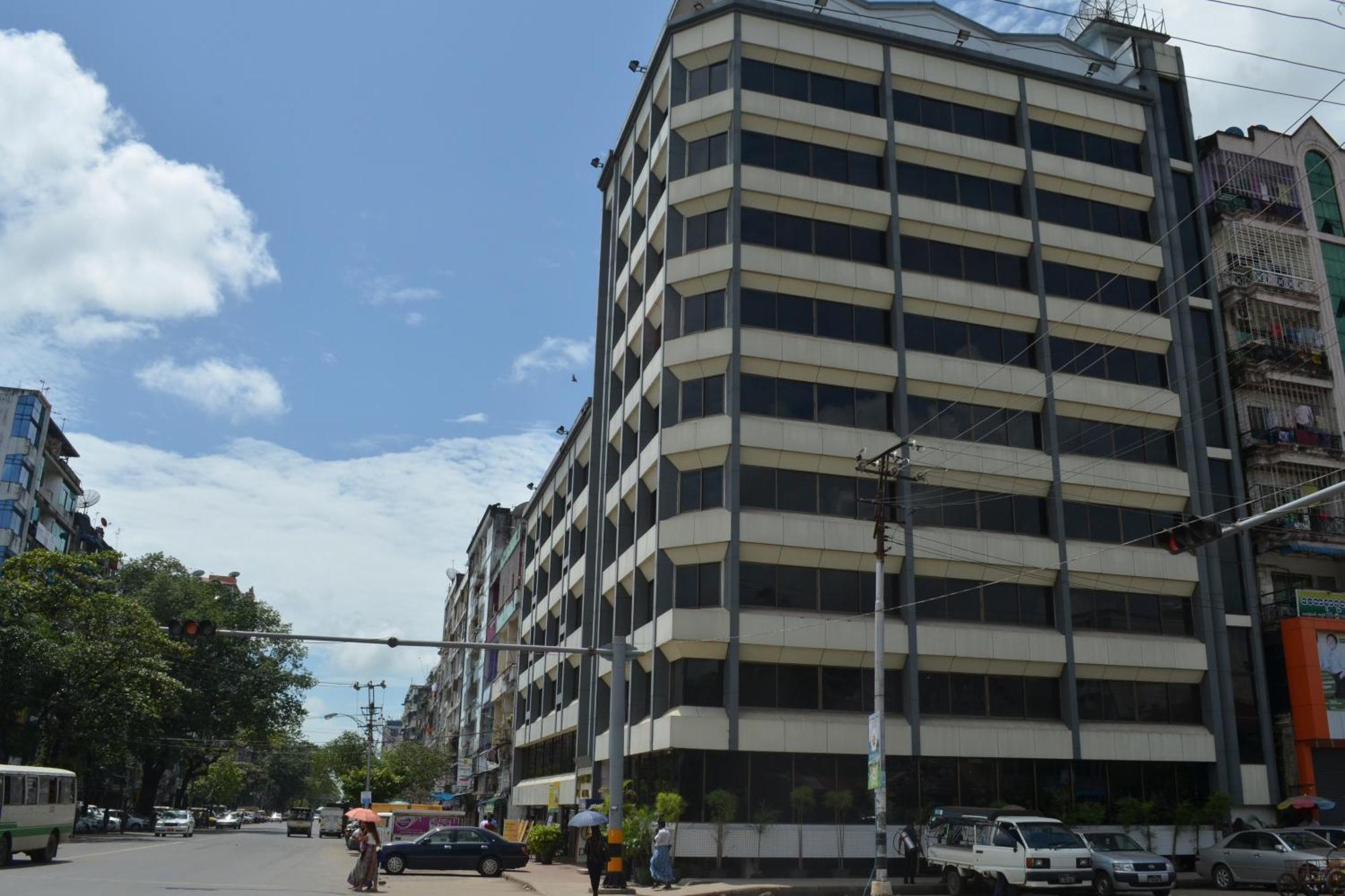 Bed and Breakfast Backpackerz @ Orchid Yangon Exterior foto